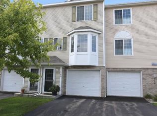 7780 Village Pl, Chanhassen, MN 55317