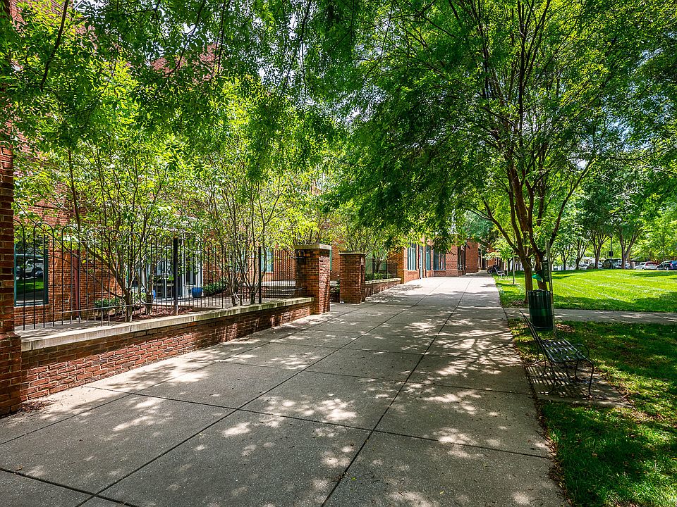 10619 Meeting St UNIT 204, Prospect, KY 40059 | Zillow