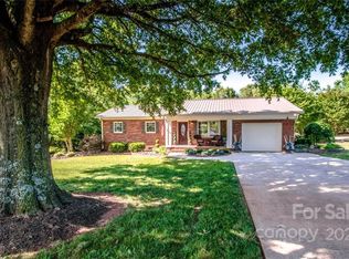 550 York Rd, Stony Point, NC 28678