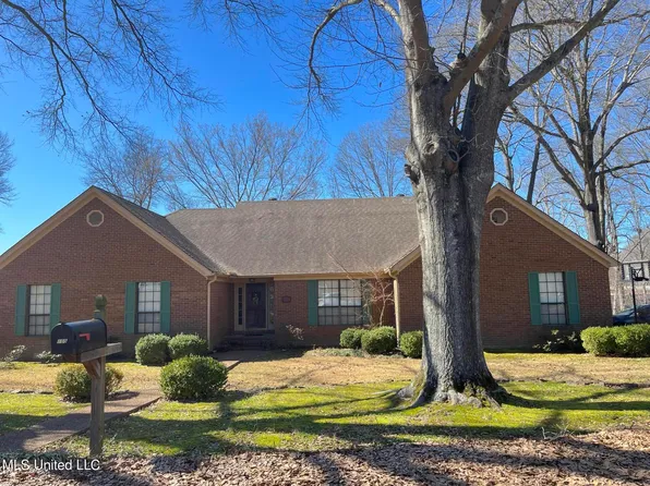 105 Lauderdale Cv, Senatobia, MS 38668