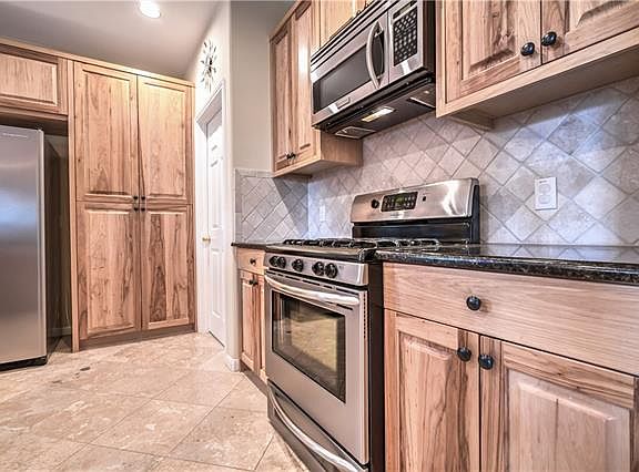 5th image of 609 S Cougar Ave
