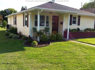 345 3rd Ave, Ripley, WV 25271