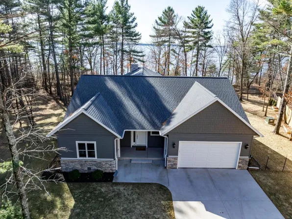 W3773 7th Street, Necedah, WI 54646