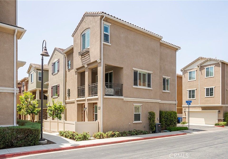 1st image of 2886 Foxtail Way