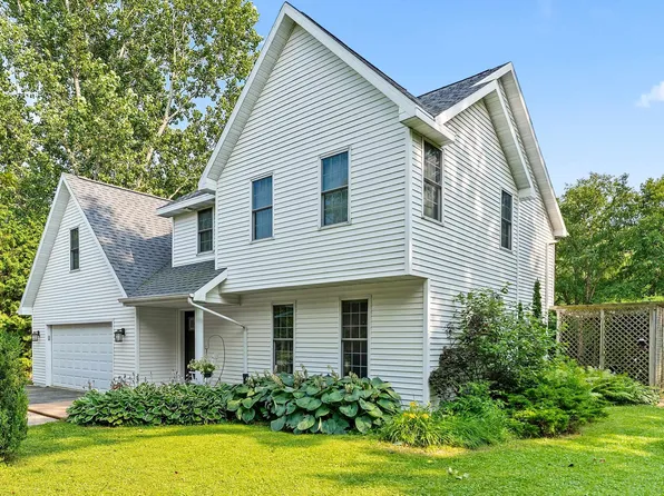 5036 E Ronsman Rd, New Franken, WI 54229