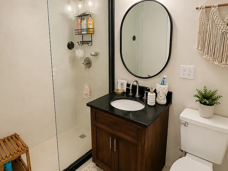 59 Perry St #1 — Photo 6