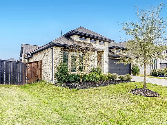 3rd image of 9219 Eckert Rd