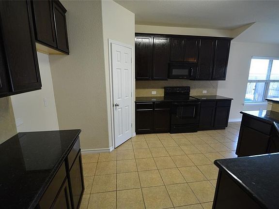 3rd image of 2112 Eppright Dr