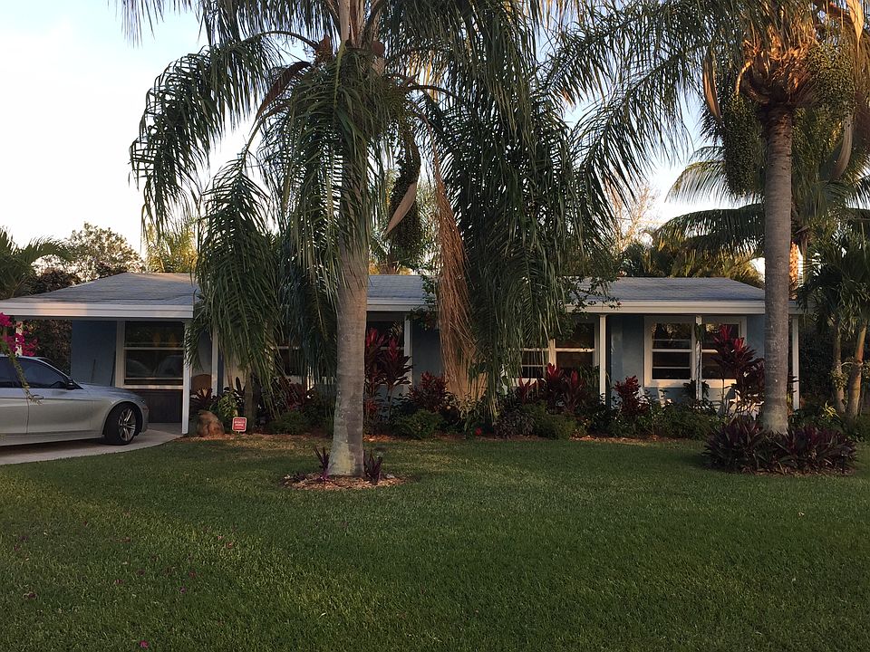 1st image of 1590 4th Ave