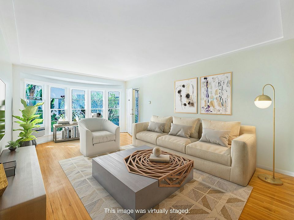 Living Room (Virtually Staged)