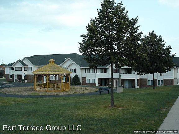 2nd image of 1579 W Portview Dr APT 104
