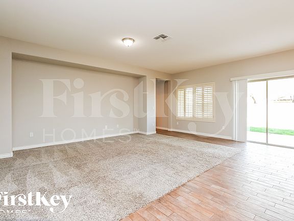 2nd image of 1048 W Desert Valley Dr