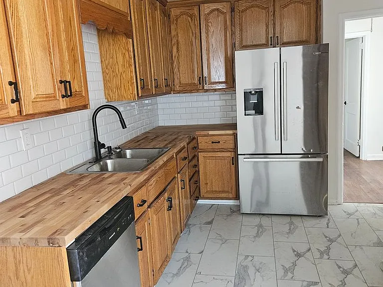 2057 Verbena St NW — Photo 6