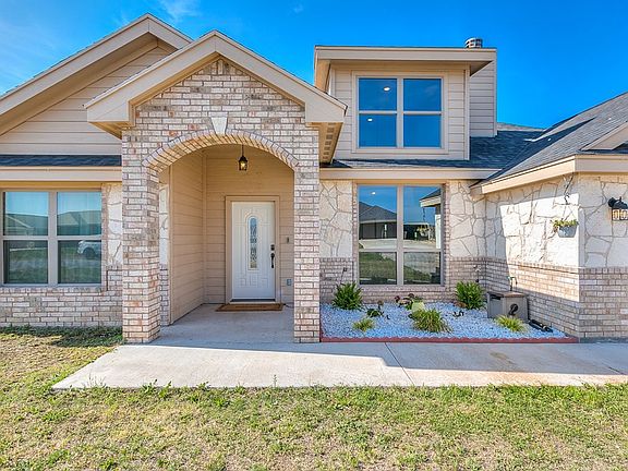 5th image of 8371 Lynx Ln