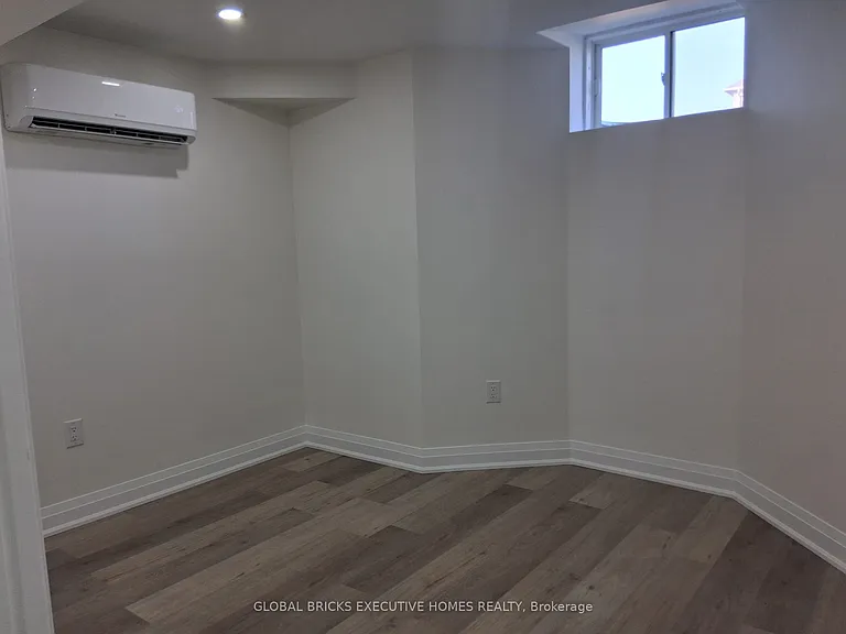 82 Jack Potts Way #BASEMENT — Photo 10