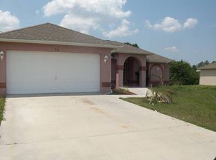 913 Adeline Ave, Lehigh Acres, FL 33971