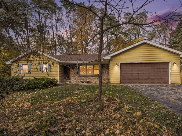11189 E Cd Ave, Richland, MI 49083