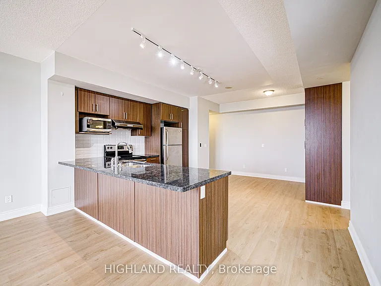 89 S Town Centre Blvd #805 — Photo 9