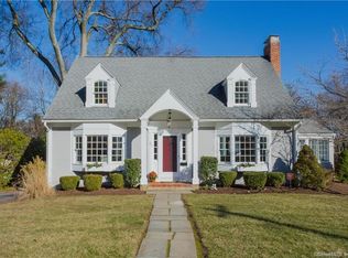 22 Walbridge Rd, West Hartford, CT 06119