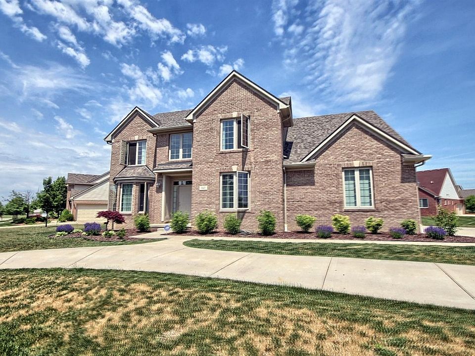 1st image of 167 E Canford Park #37