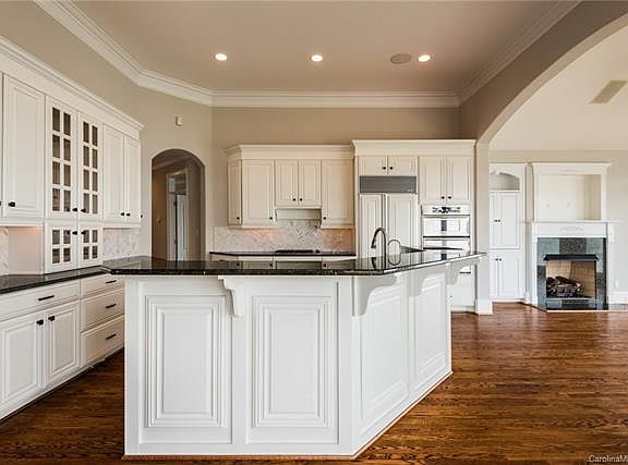 5th image of 145 Waterview Dr