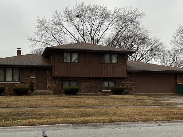 8710 Hohman Ave, Munster, IN 46321