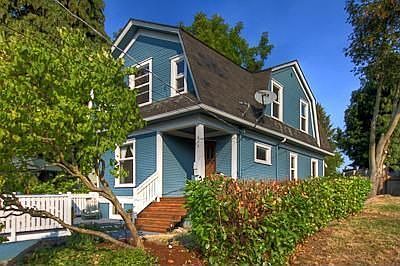 1st image of 318 NE Longwood Pl
