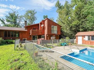 17 Crowningshield Dr, Paxton, MA 01612