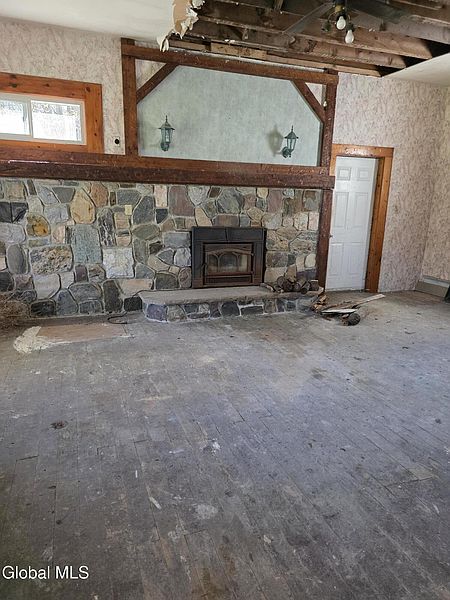 2nd image of 105 Hartman Road