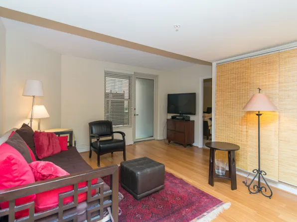 915 E St NW, Washington, DC