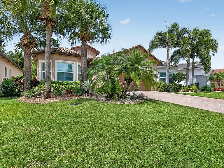 8299 Arabian Range Rd — Photo 53