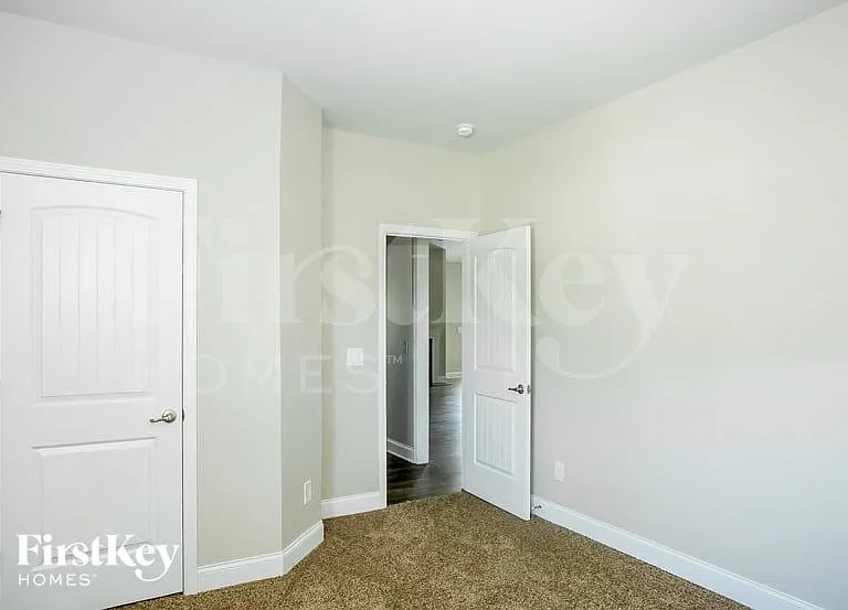 6991 Collinwood Ln — Photo 11
