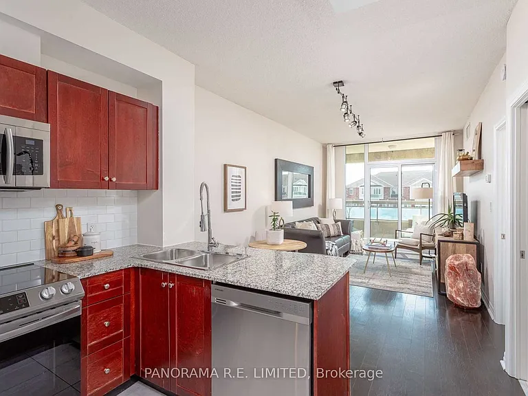 1359 Rathburn Rd E #210 — Photo 8
