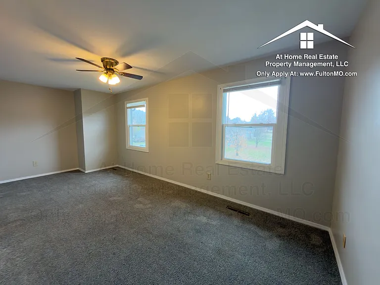 1822 Springdale Ct — Photo 23