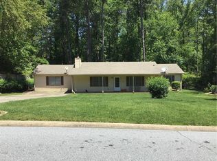 932 Pin Oak Way, Lawrenceville, GA 30046