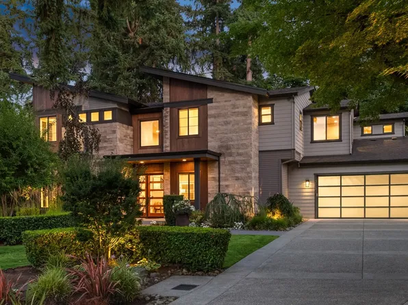 10453 SE 19th Street, Bellevue, WA 98004