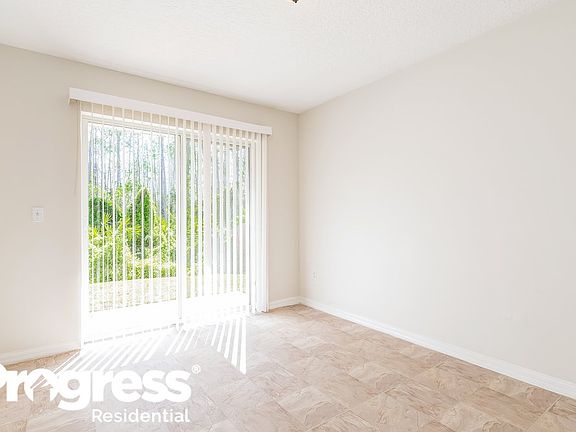 4th image of 2112 Stone Abbey Blvd