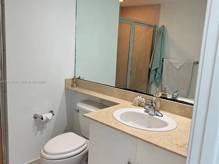 335 Biscayne Blvd #2900 — Photo 21