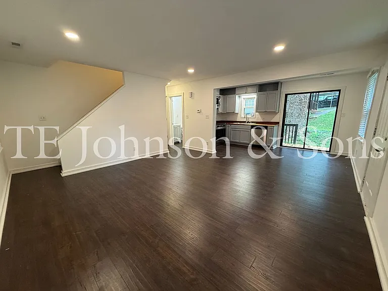 4309 Walnut Hollow Dr — Photo 6