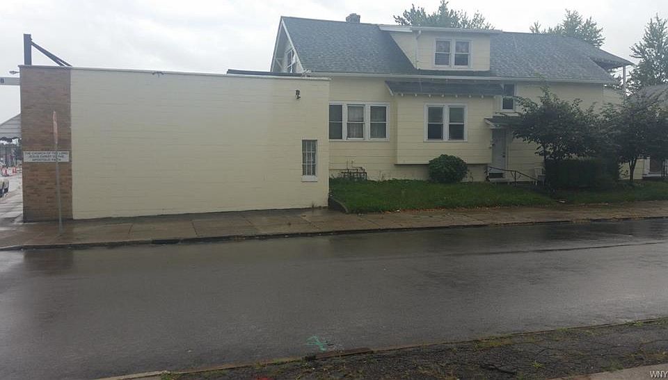 2nd image of 3278 Bailey Ave