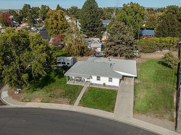 2nd image of 1338 Sacramento Blvd