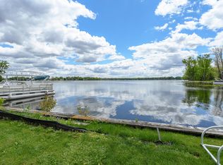 4818-4819 Deep Point Dr, Portage, MI 49002