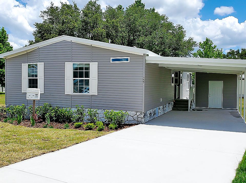 2nd image of 3700 Palm Valley Cir #7C73AZ