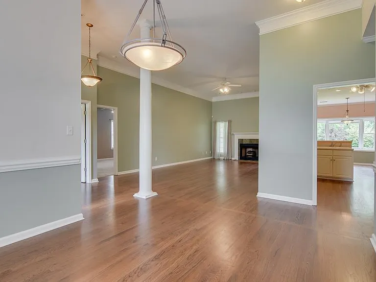 4325 Colony Sq — Photo 10