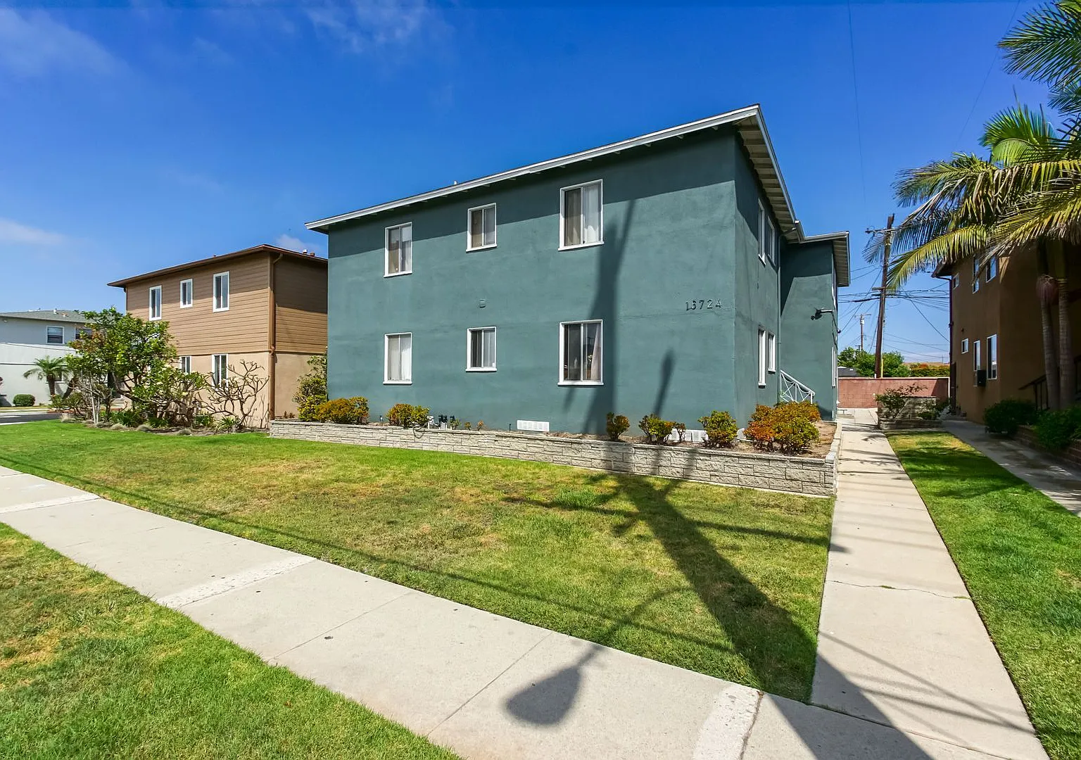 1x 16724 - 16730 Crenshaw Blvd. — Photo 3
