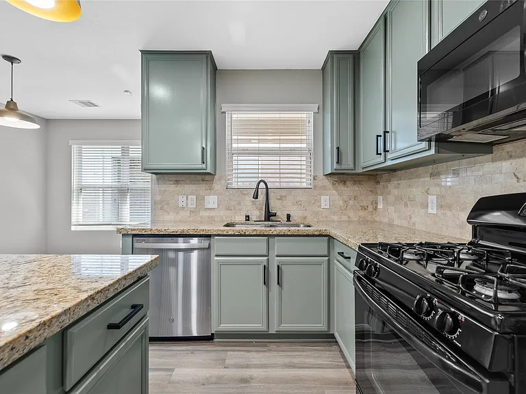 14423 Idylwild Wood Way — Photo 11