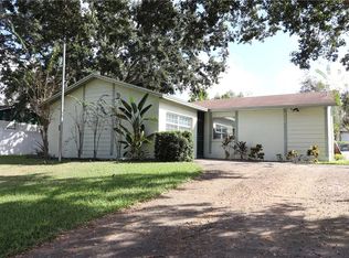 110 Lake Thomas Dr, Winter Haven, FL 33880