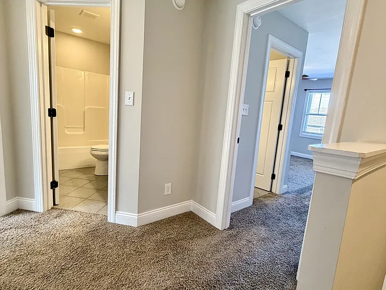 127 Portico St — Photo 12