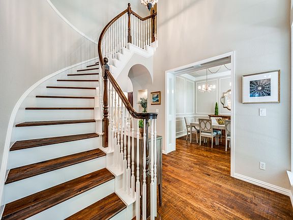 2nd image of 199 Pecan Crossing Ct