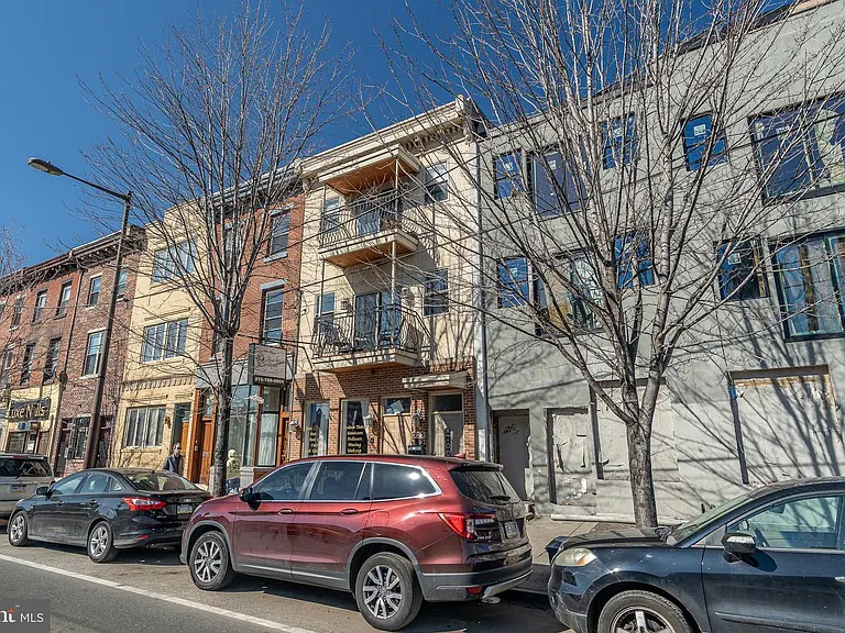 329 W Girard Ave — Photo 20